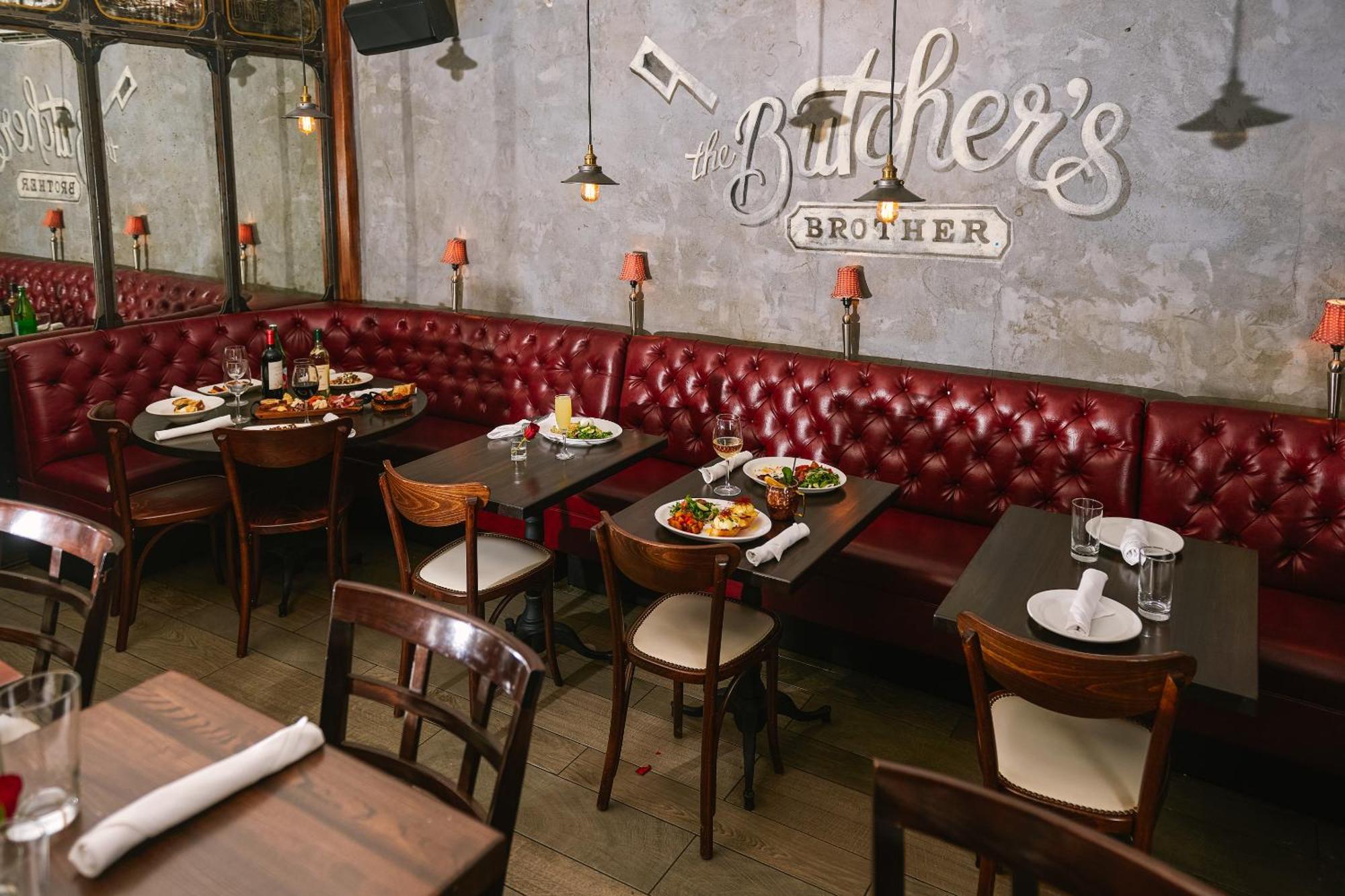 Flatiron Hotel, Sonder